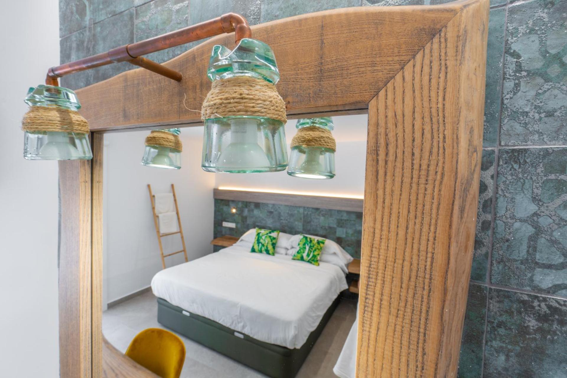 Hostal Restaurante Pou Des Lleo 산트 카를레스 데 페랄타 객실 사진